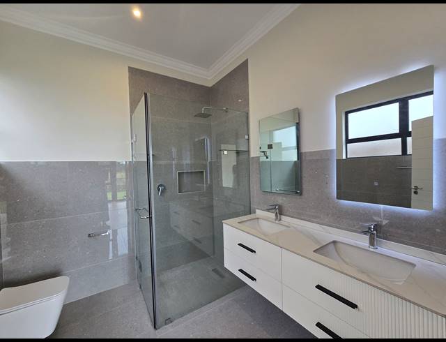 2 BEDROOM HOUSE FOR SALE IN NEW SALT ROCK CITY
